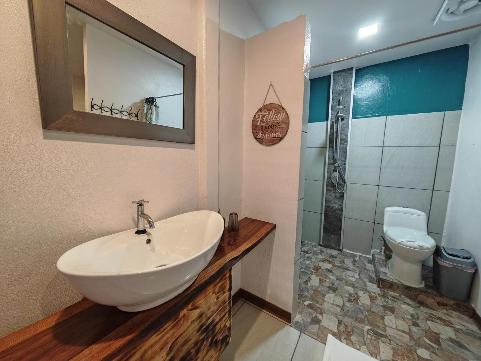 Tucan Hotel Uvita Rum bild